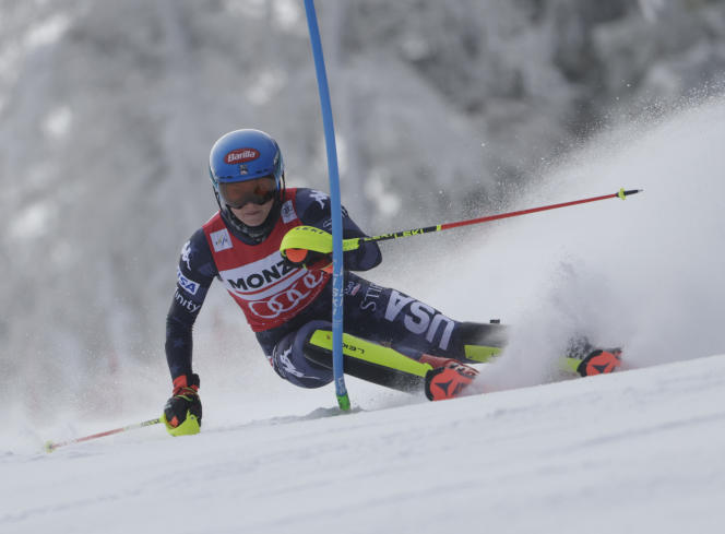 Mikaela Shiffrin races down the slope during the Alpine Skiing World Cup slalom in Spindleruv Mlyn, Czech Republic, on January 28. 