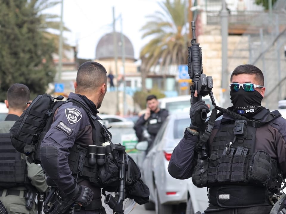 Israeli security forces at the scene near the Old City in the Silwan neighborhood of Jerusalem