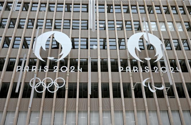 At the headquarters of the Paris 2024 Olympic and Paralympic Games Organizing Committee, in Saint-Denis.