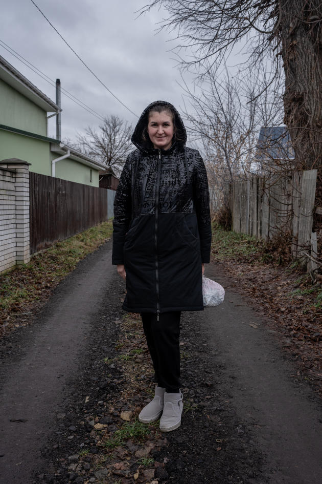 Olesya, 38, is a Ukrainian refugee in Zahaltsi on January 5, 2023. The mother of a 5-month-old baby who was sick due to power cuts and the cold, she bought clothes for her child on the Internet.