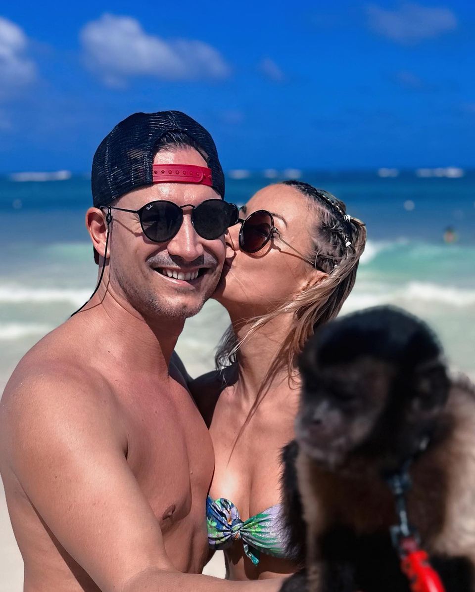 Anna-Carina Woitschack: First vacation with Daniel!  Does she tease ex Stefan Mross with couple photos?