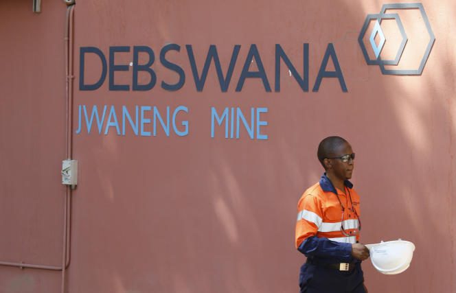 A worker at the Jwaneng Diamond Mine in Botswana in November 2015.