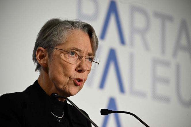 Elisabeth Borne at the Renaissance convention on value sharing, in Paris, on February 20, 2023.