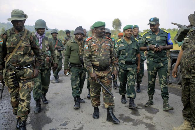 Soldiers from the DRC Armed Forces (center, Lieutenant General Marcel Mashita Mbangu) in Luhonga, North Kivu, February 9, 2023.