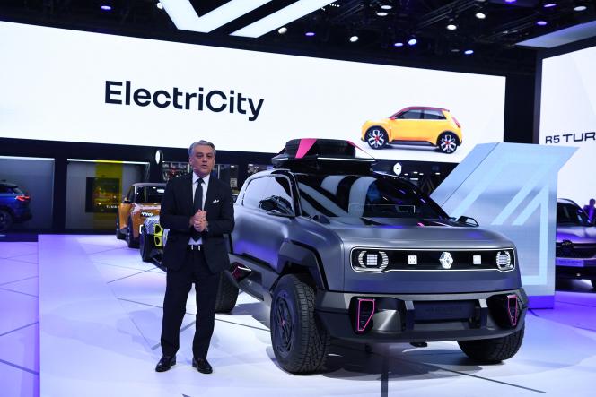 Luca de Meo, CEO of Groupe Renault, at the Paris Motor Show, October 17, 2022.