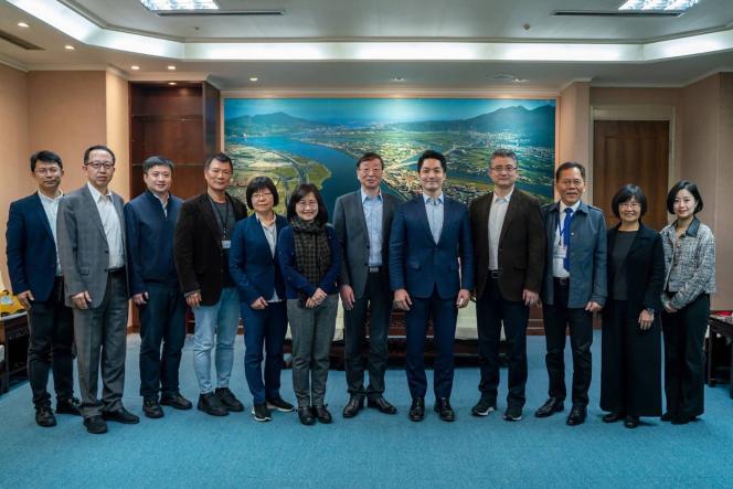 The Chinese delegation with members of the Taipei Municipality, February 20, 2023. 