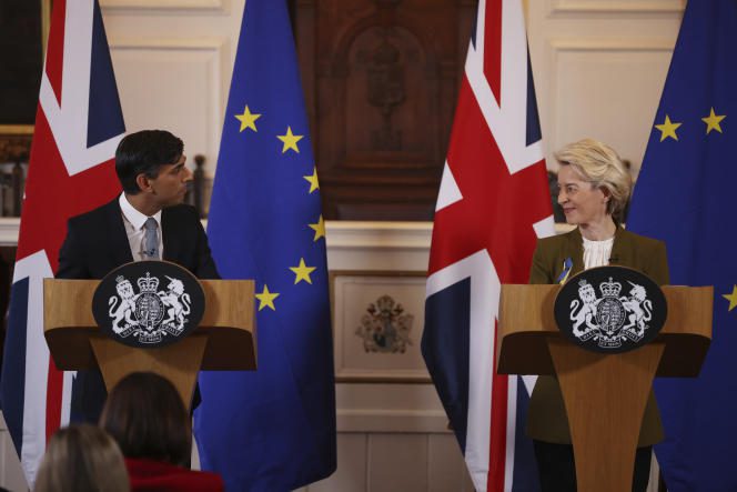 British Prime Minister Rishi Sunak and European Commission President Ursula von der Leyen at Windsor Town Hall, UK, February 27, 2023. 