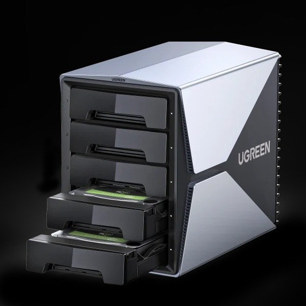 nas ugreen 5-port hard drive bay