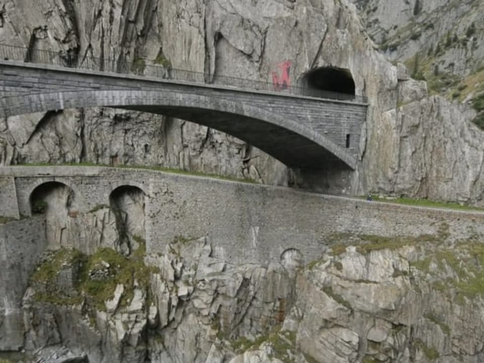 Gray rocks and various bridges in the Schöllenen.