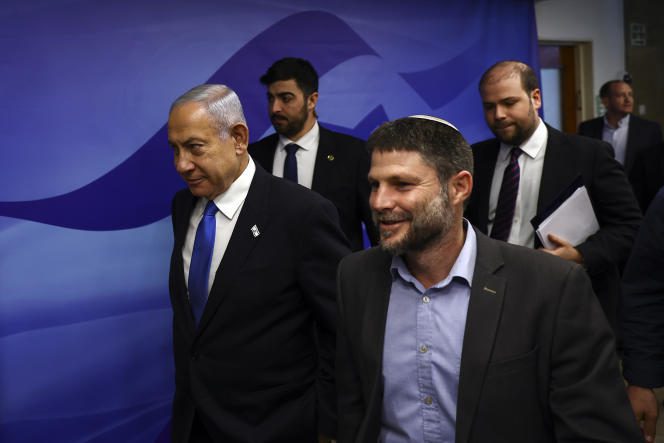Benyamin Netanyahu and Bezalel Smotrich before a meeting at the Prime Minister's Office in Jerusalem on February 23, 2023. 