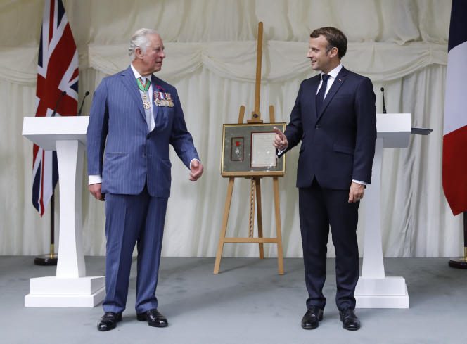 King Charles III, then Prince of Wales, and Emmanuel Macron, on the occasion of the celebration of the 80th anniversary of the appeal of June 18, in London, June 18, 2020.