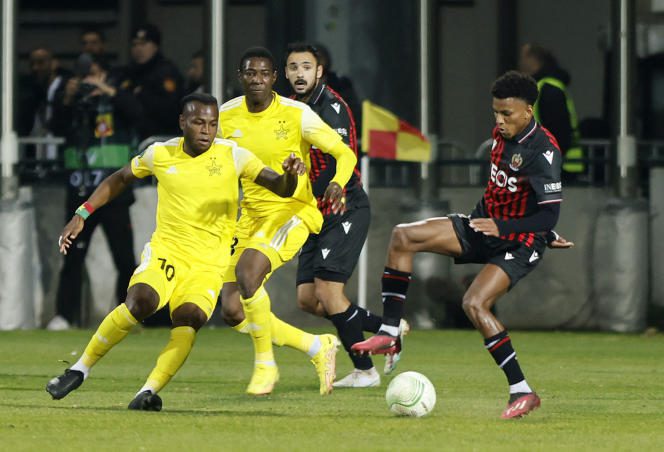 Niçois Hicham Boudaoui (black and red striped jersey) in action against Sheriff Tiraspol, in Chisinau, Moldova, March 9, 2023.