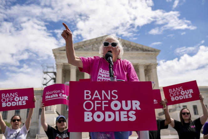 Demonstration for the right to abortion, in front of the Supreme Court, in Washington, on April 15, 2023.