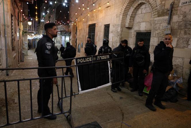 Israeli police forces deploy in the Old City of East Jerusalem on April 1, 2023.