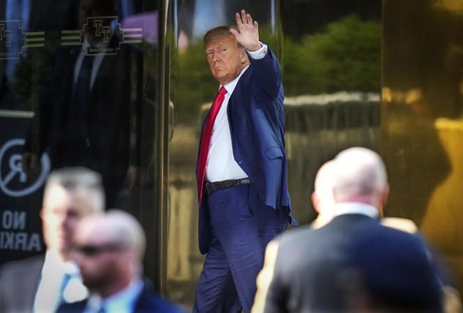 Former United States President Donald Trump arrives at the Trump Tower on April 3, 2023 in New York.