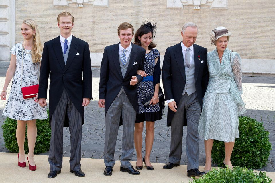 Archduke Alexander of Austria (2nd from left) with his parents and siblings at the wedding of Prince Amedeo of Belgium in 2014.