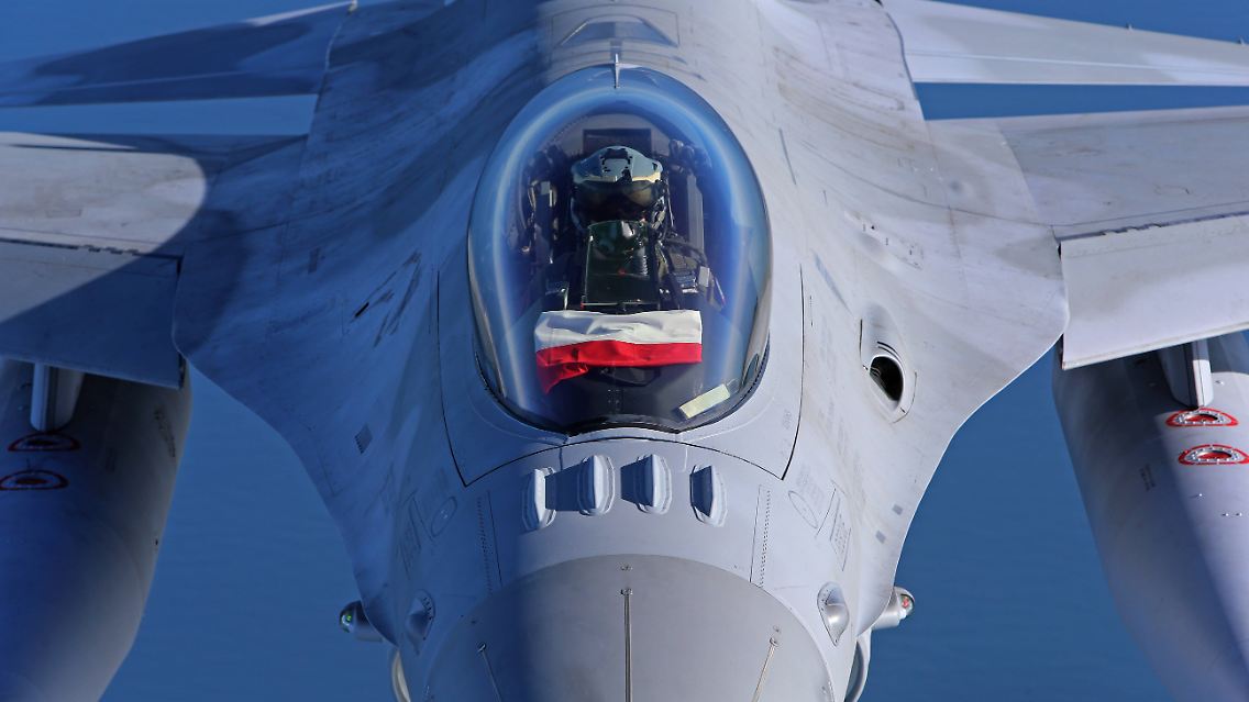 Hat die Ukraine noch gar nicht bekommen: F-16 Kampfjets aus westlicher Produktion