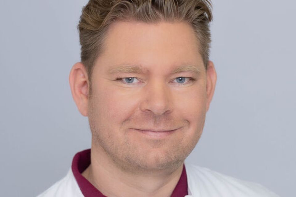 dr  Jochen Tigges