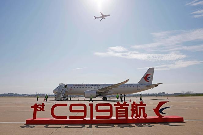 China's first airliner, the C919, before its first commercial flight from Shanghai to Beijing at Hongqiao Airport in Shanghai, China, May 28, 2023.
