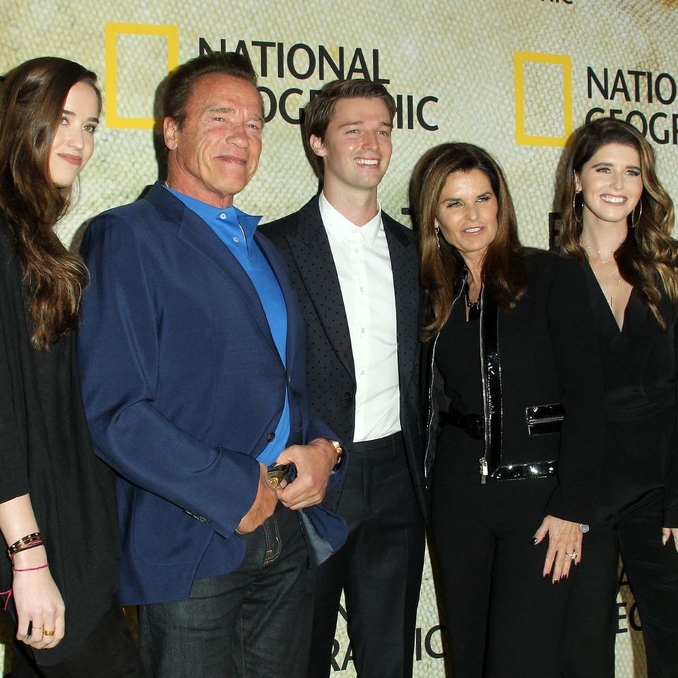 Maria Shriver (2nd from right) with ex-husband Arnold Schwarzenegger and their children Christina, Patrick and Katherine.