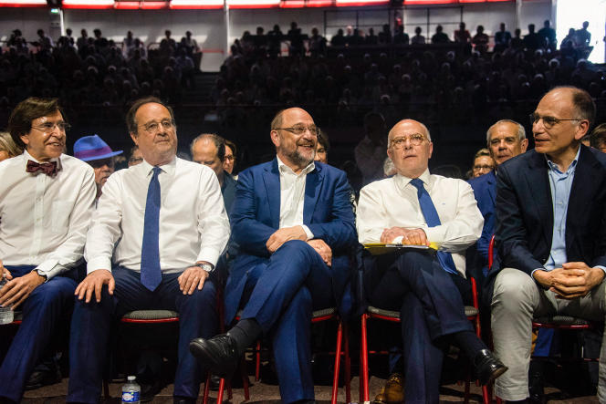 In the front row, Elio Di Rupo, François Hollande, Martin Schulz, Bernard Cazeneuve and Enrico Letta at the launch of the La Convention movement, in Créteil, on June 10, 2023.