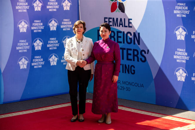French Foreign Minister Catherine Colonna and her Mongolian counterpart Battsetseg Batmunkh in Ulaanbaatar (Mongolia), June 29, 2023.