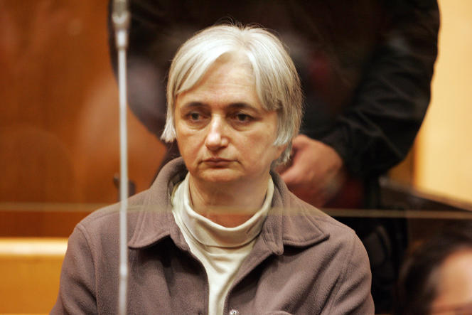 Monique Olivier, wife of serial killer Michel Fourniret, at the Charleville-Mézières courthouse, May 29, 2008.