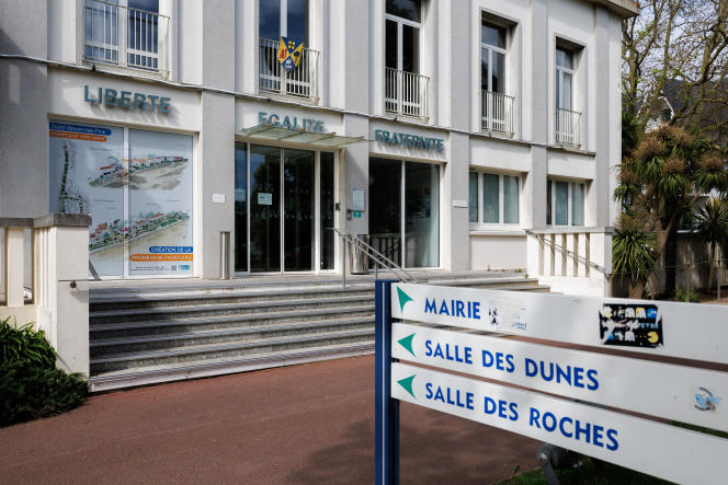 The town hall of Saint-Brevin-les-Pins (Loire-Atlantique), May 11, 2023.