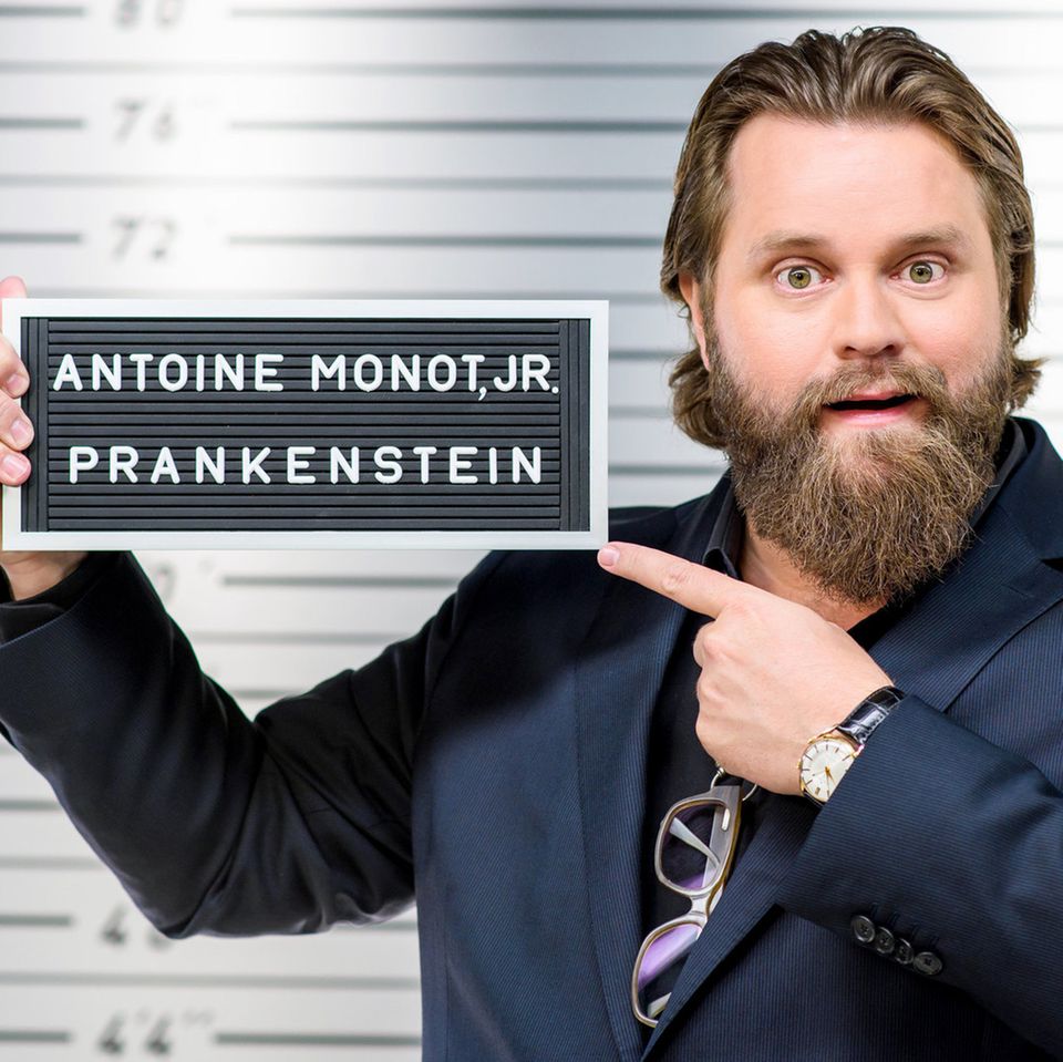 Antoine Monot Jr.  plays pranks in "paw stone"