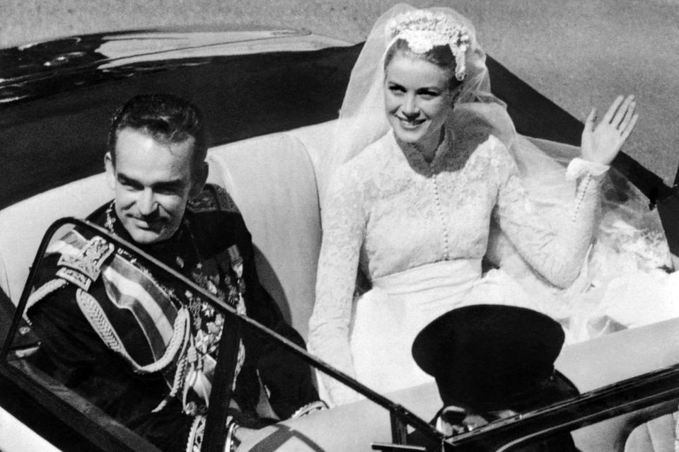 Prince Rainier III.  and Grace Kelly at their wedding in 1956.