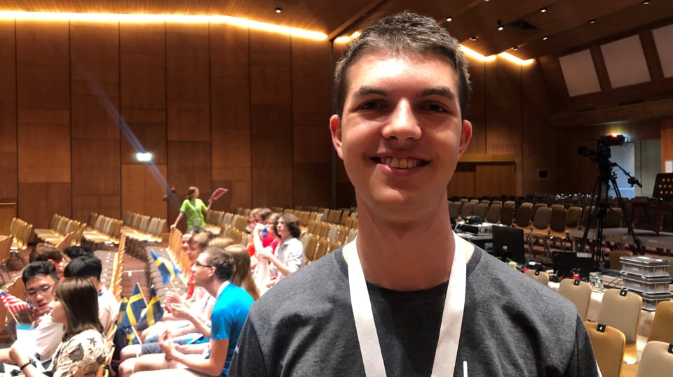 Andrin Hauenstein is one of four Swiss participants in the Chemistry Olympiad