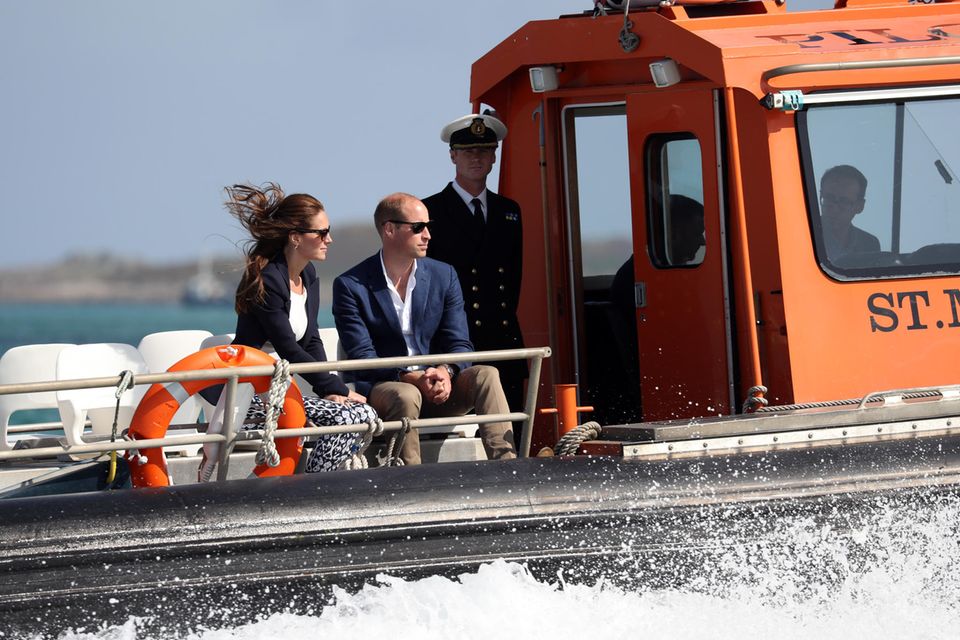 Duchess Catherine + Prince William leave the island of Tresco