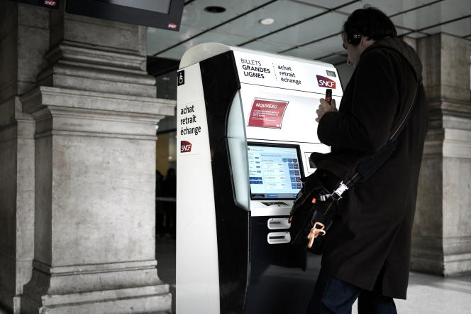 Terminal for purchasing train tickets at Saint-Lazare station in Paris, in 2019.
