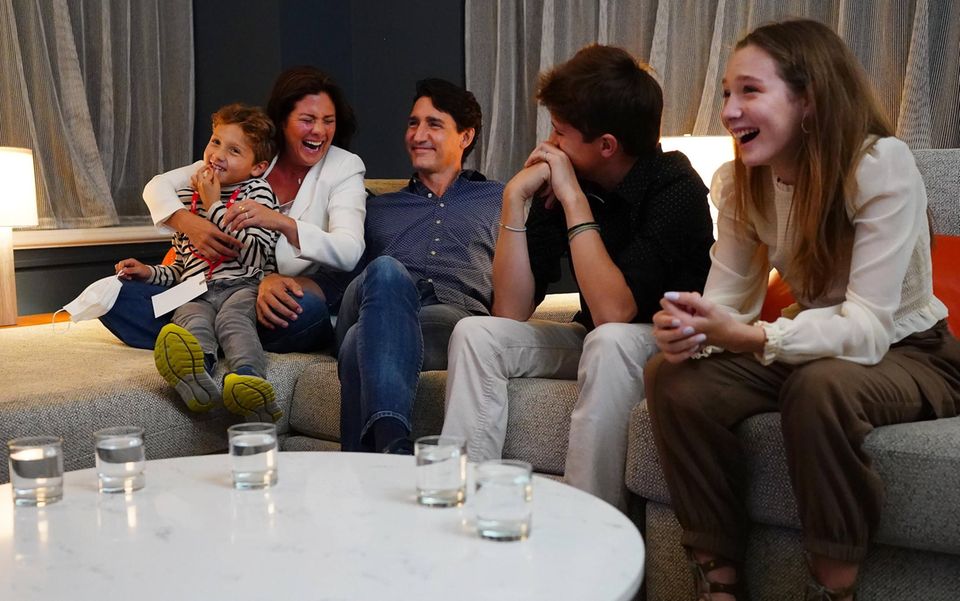 Sophie and Justin Trudeau with their family in September 2021.
