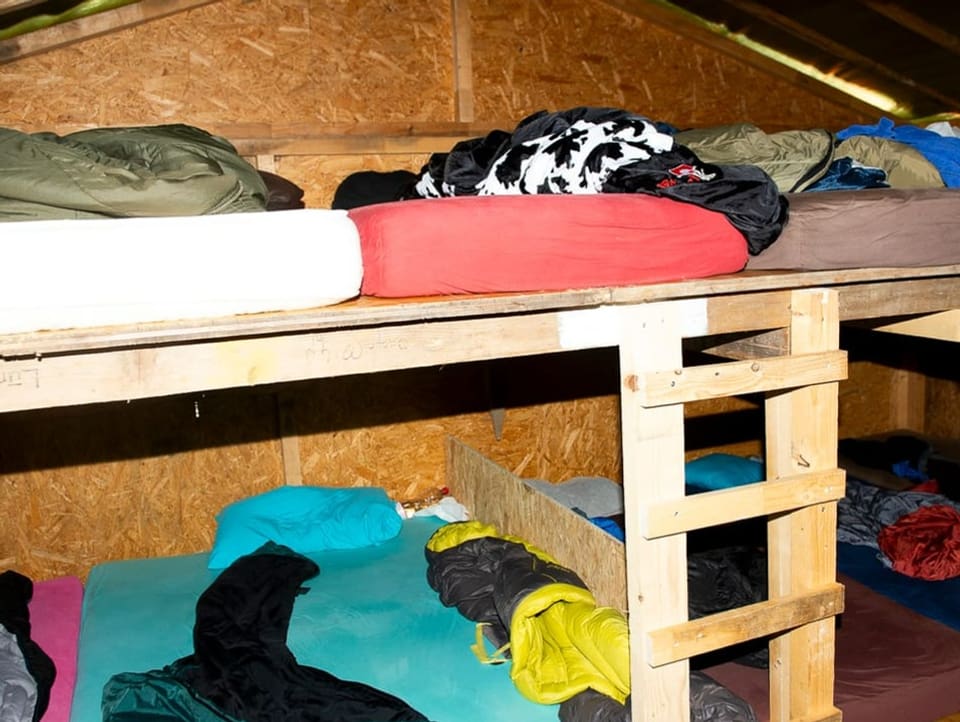 Bunk bed with sleeping bags