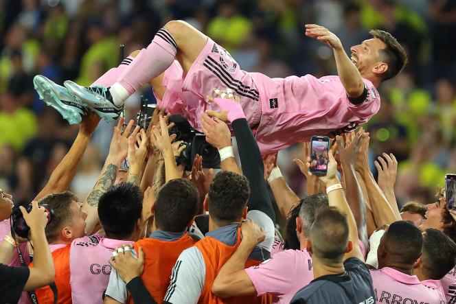 Lionel Messi carried in triumph by his Inter Miami teammates after victory in the Leagues Cup final, in Nashville, August 19, 2023.