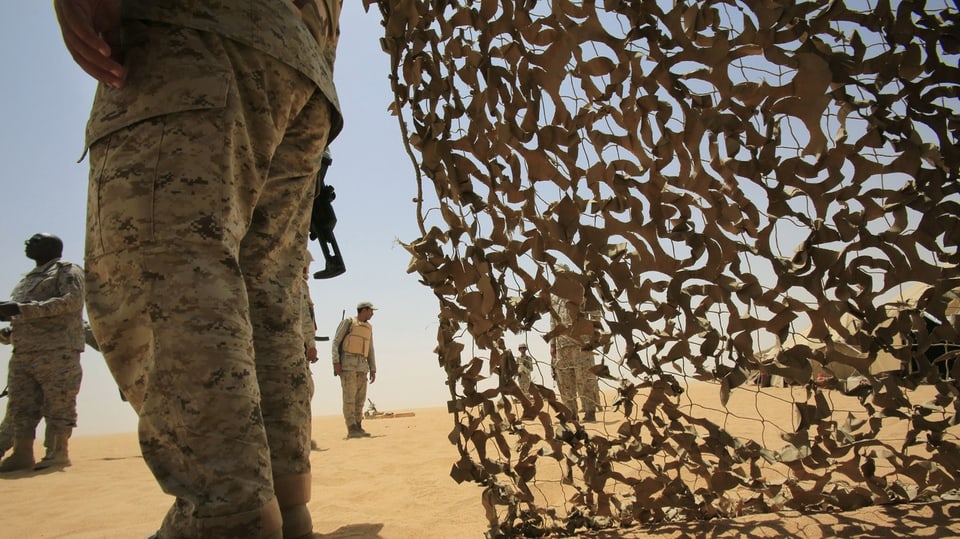 Saudi soldiers on the border with Yemen in 2015. 