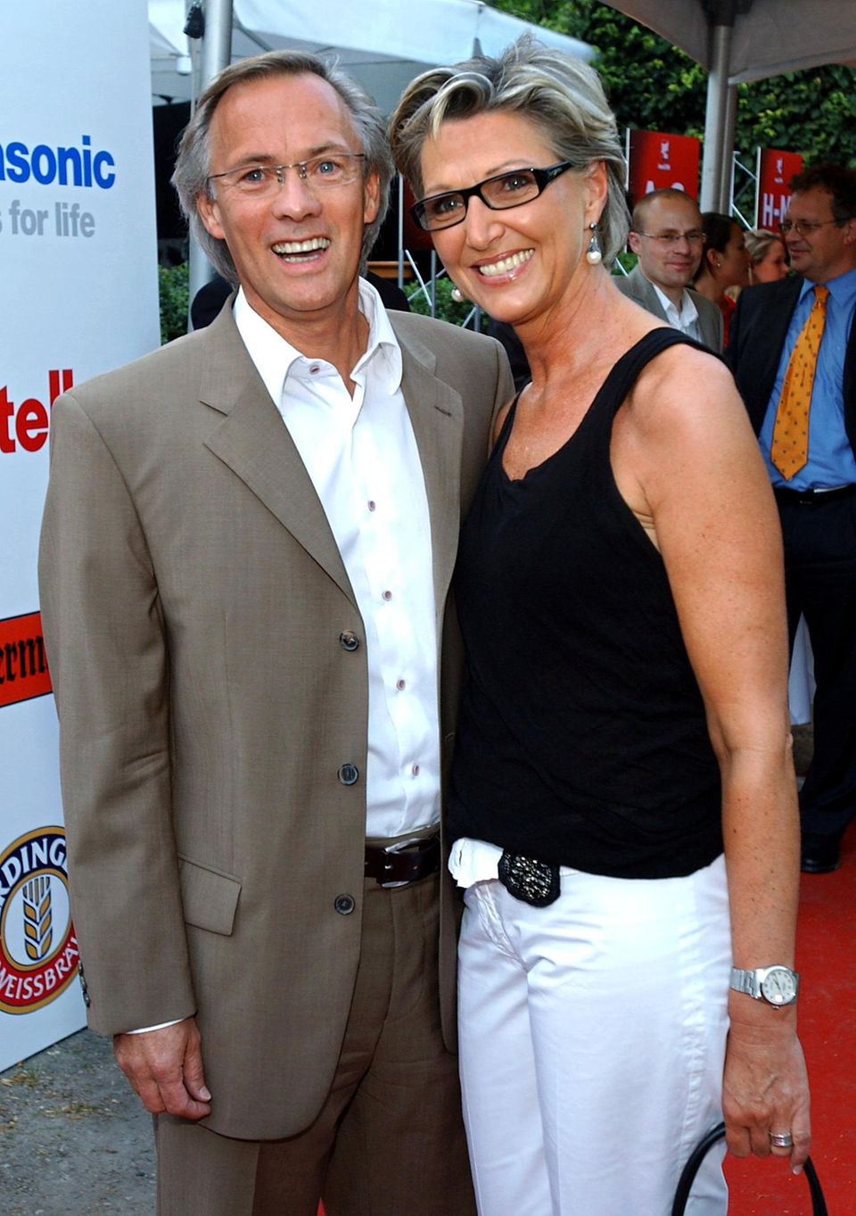 One of Ilona Christen's last public appearances alongside ex-HSV professional Bernd Wehmeyer at the "sports picture"-Awards in August 2004 in Hamburg.
