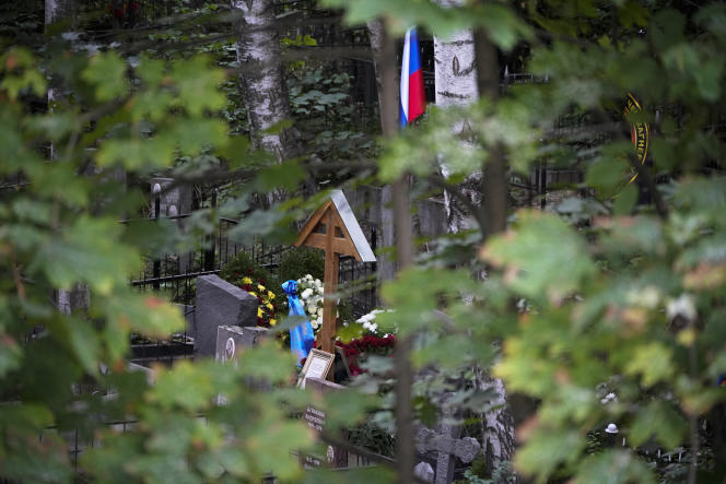 The grave of Wagner Group leader Yevgeny Prigozhin after a funeral in Porokhovskoye Cemetery in Saint Petersburg on August 29, 2023