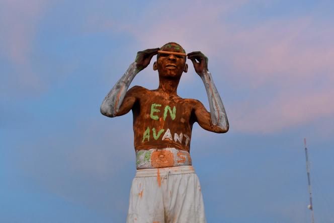 A supporter of the putschist junta, in Niamey, on August 10.