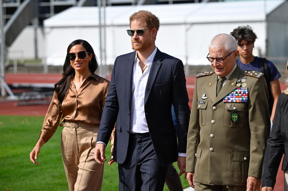 Meghan and Harry with General Luigi Miglietta