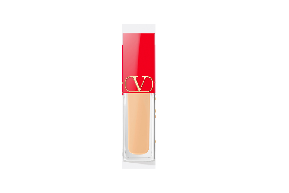 Cover: For example, with “Very Valentino Concealer” from Valentino Beauty, approx. 35 euros.