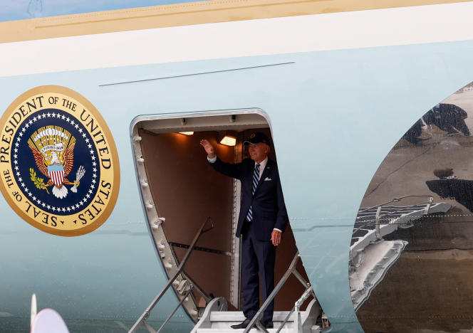 Joe Biden boarding Air Force One on September 11, 2023. 
