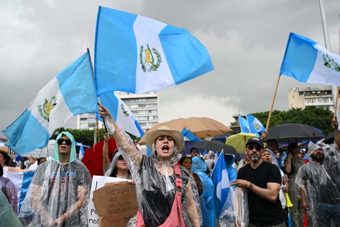 Demonstration in Guatemala City, September 2, to demand the resignation of Attorney General Consuelo Porras and Prosecutor Rafael Curruchiche, accused of causing an electoral crisis.