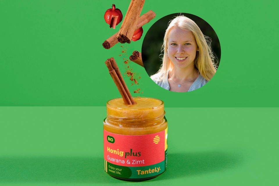 Lifestyle innovations: Colleague Saskia lets a very special honey melt on her tongue... 