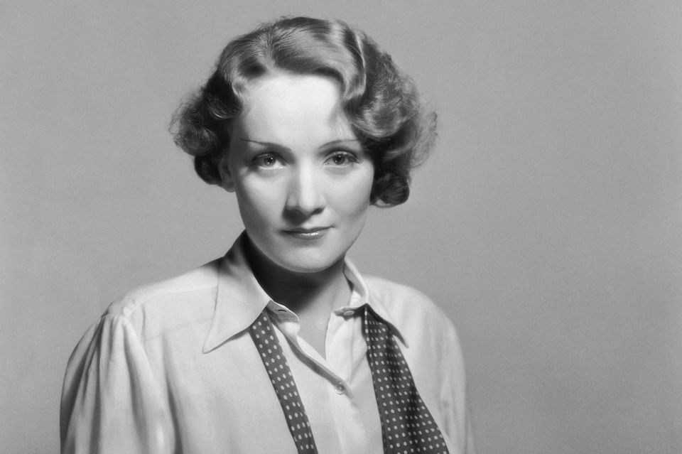 Marlene Dietrich tie