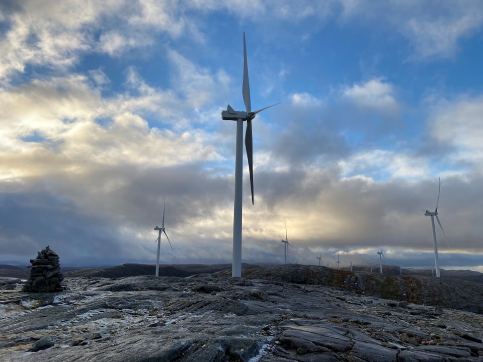 View of the wind turbines of the wind turbine in Fosen.