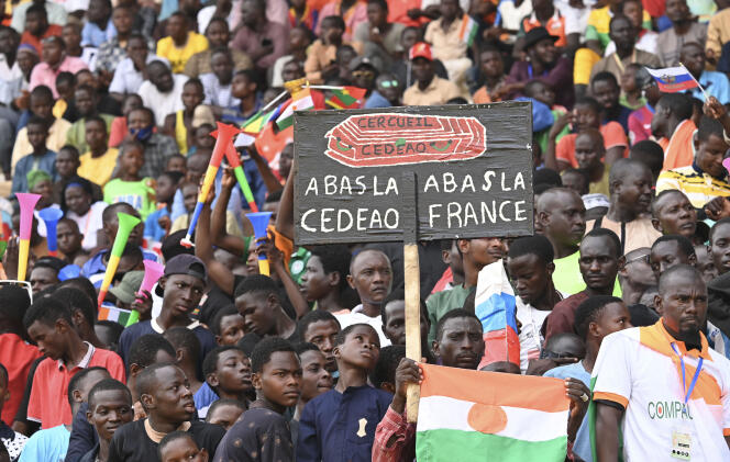 Supporters of the Nigerien junta demonstrate in Niamey, August 26, 2023.