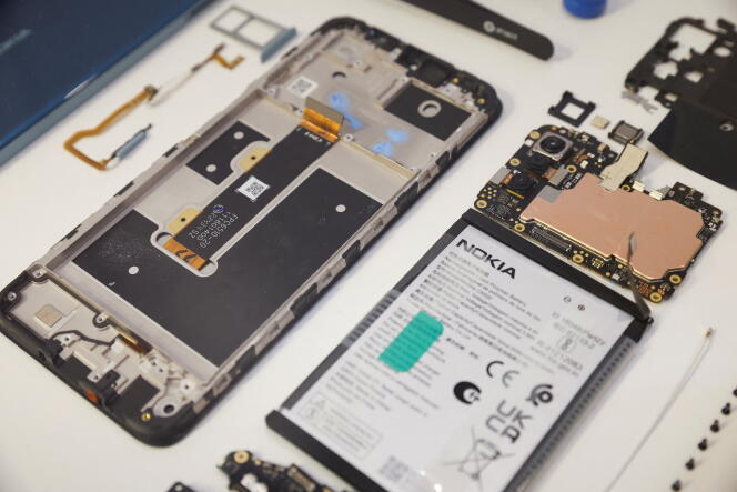 A disassembled Nokia G22 phone, on display during the Mobile World Congress, in Barcelona, ​​February 26, 2023.