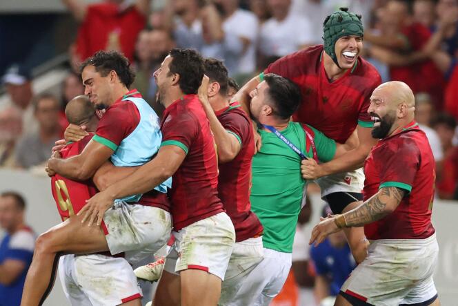 The joy of the Portuguese players after their success against Fiji, Sunday October 8, in Toulouse.